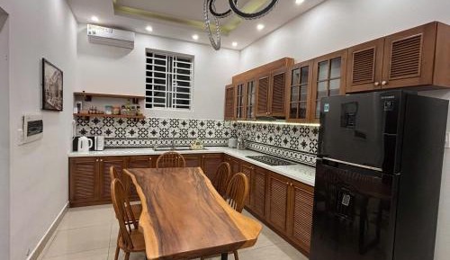 Queen Room with Pool View