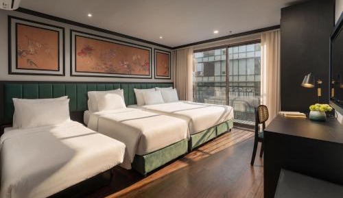 Family Suite with Balcony