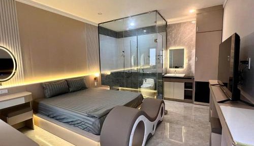 Superior King Room