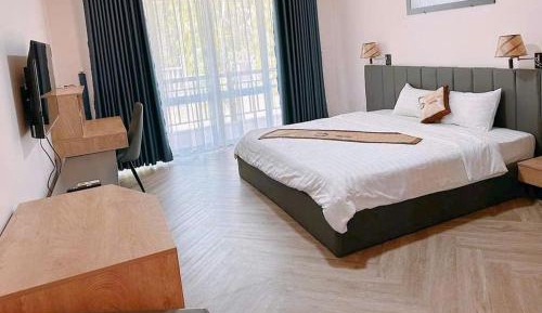 Single Room with Garden View