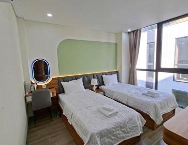 Twin Room with View