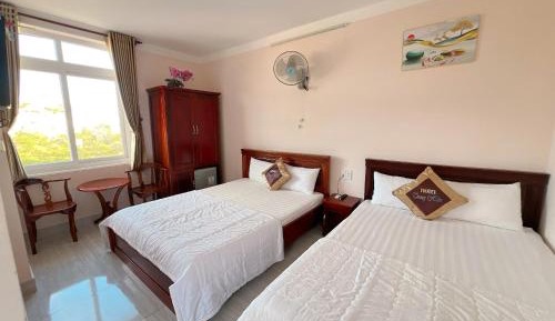 Quadruple Room with Mountain View