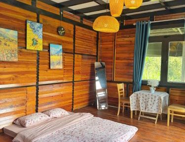 Queen Room with Balcony