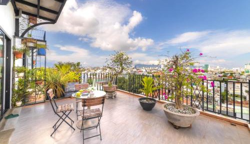 Studio with Terrace