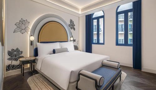 King Sorrento Sonata Suite