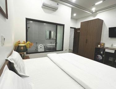 King Room with Balcony