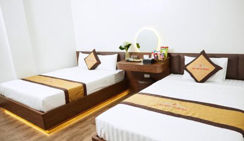 Double Room with Balcony (3 Adults)