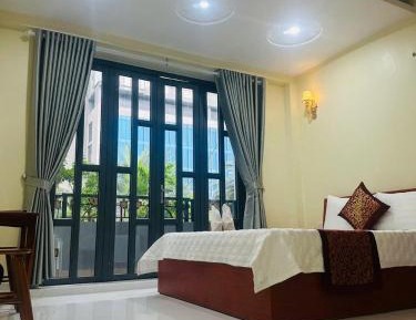 King Room with Balcony