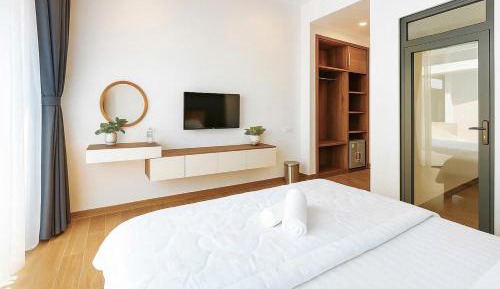 Deluxe Queen Room