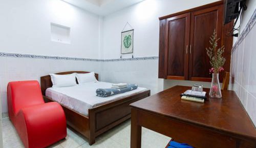 Deluxe Queen Room