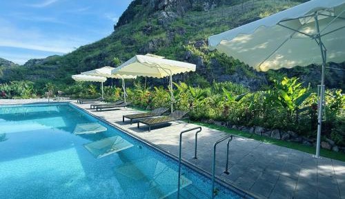 Twin Room with Pool View