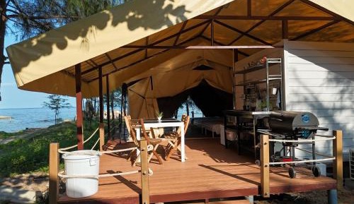 Superior Safari Tent