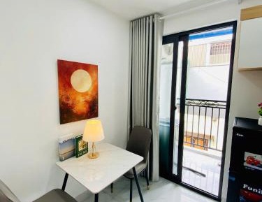 Deluxe Studio