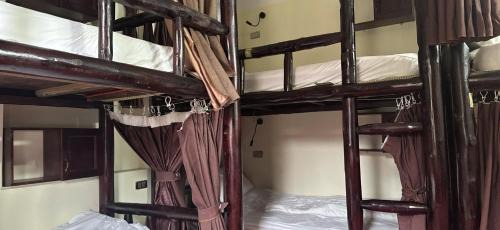 Mixed Dormitory Room