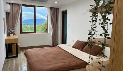 King Room with Mountain View