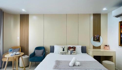 Studio Apartment