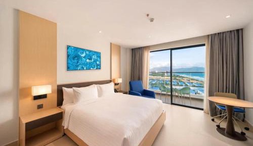 Twin Room with Pool View