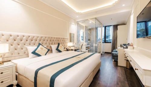 Deluxe King Room