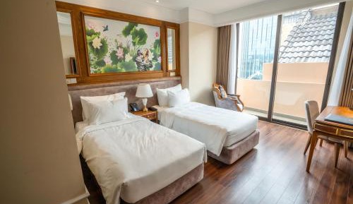 Superior Double or Twin Room with City View