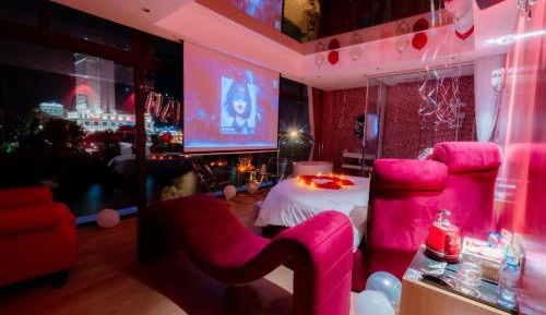 Suite with River View