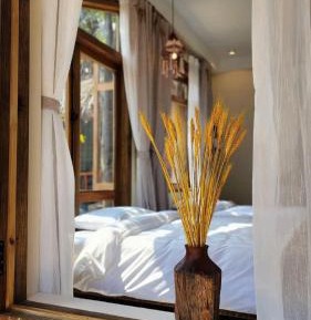 Double Room with Mountain View