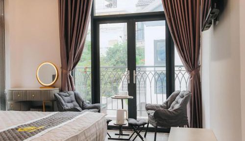 Deluxe Double Room with Balcony