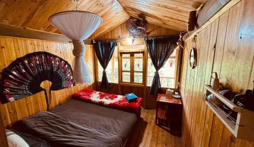 Double Room with Mountain View