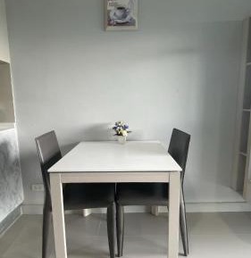 Superior One-Bedroom Apartment with Balcony