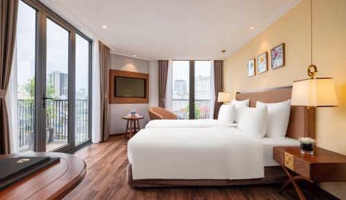 Suite with Balcony