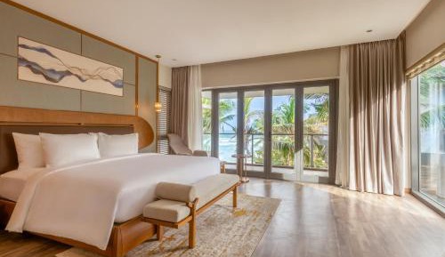 Four-Bedroom Villa with Private Pool and River View