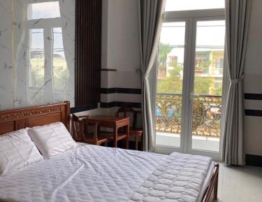 Queen Room with Balcony