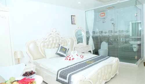 Twin Room with City View