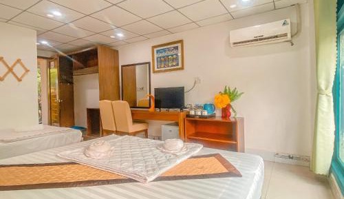 Triple Room