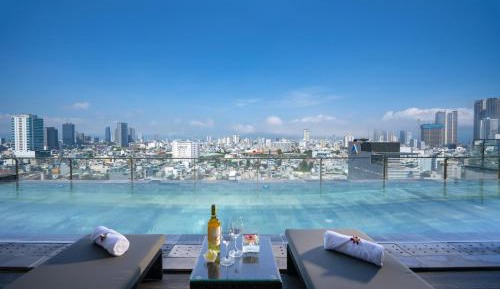 Superior Twin Room with City View