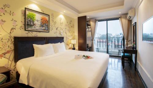 Connecting Suite with Balcony