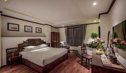 Executive Room