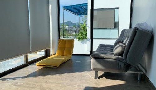 Deluxe Family Room