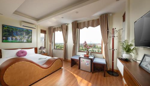 Suite with City View