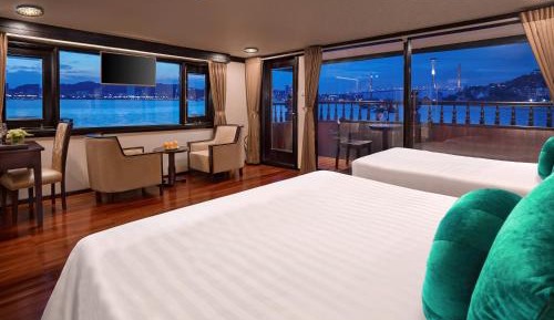 Alisa Suite Private Balcony & Jacuzzi