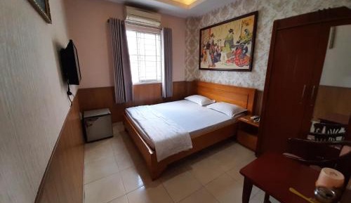 Queen Room