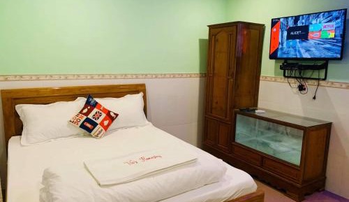 Large Double Room
