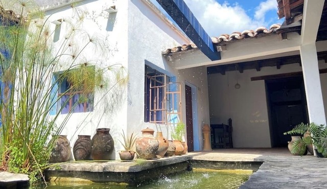 Old Mexican House - Casa Cristal 5 min from the Sinkhole Canyon
