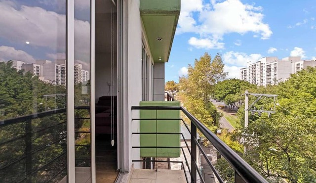 Spacious Apt Near Centro Historico