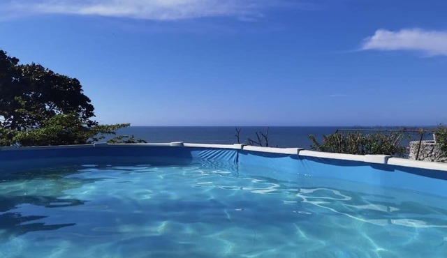 Chalet Espacioso a Orilla de la Playa ,ideal Para Relajarte con Familia y Amigos